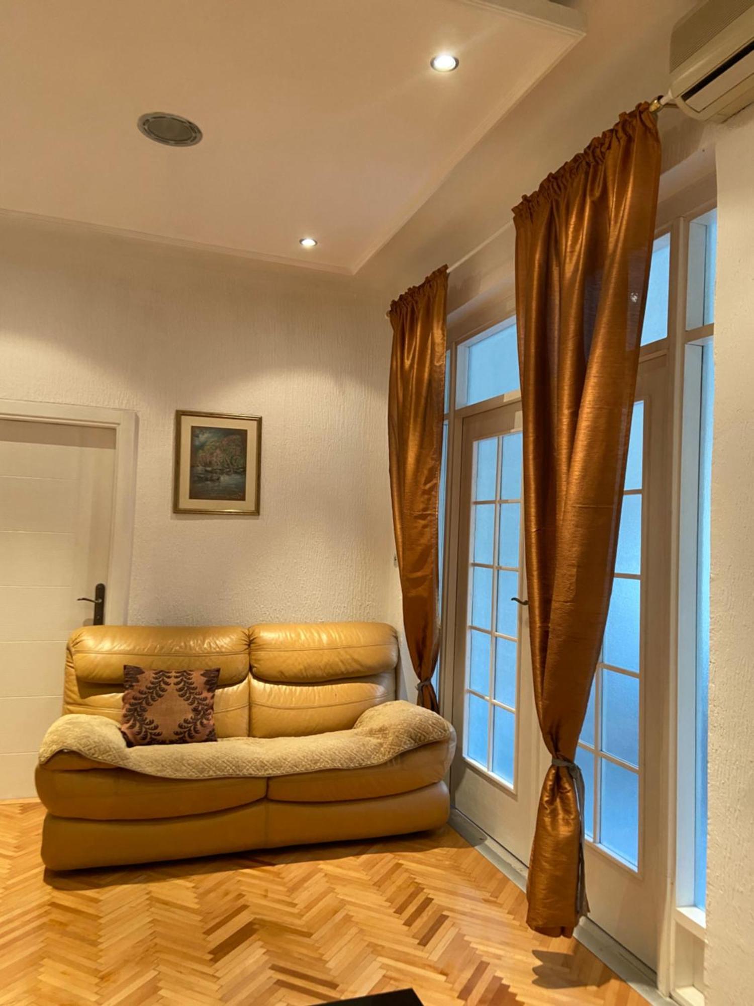 Ferienwohnung Right In The Heart Of Podgorica! Exterior foto