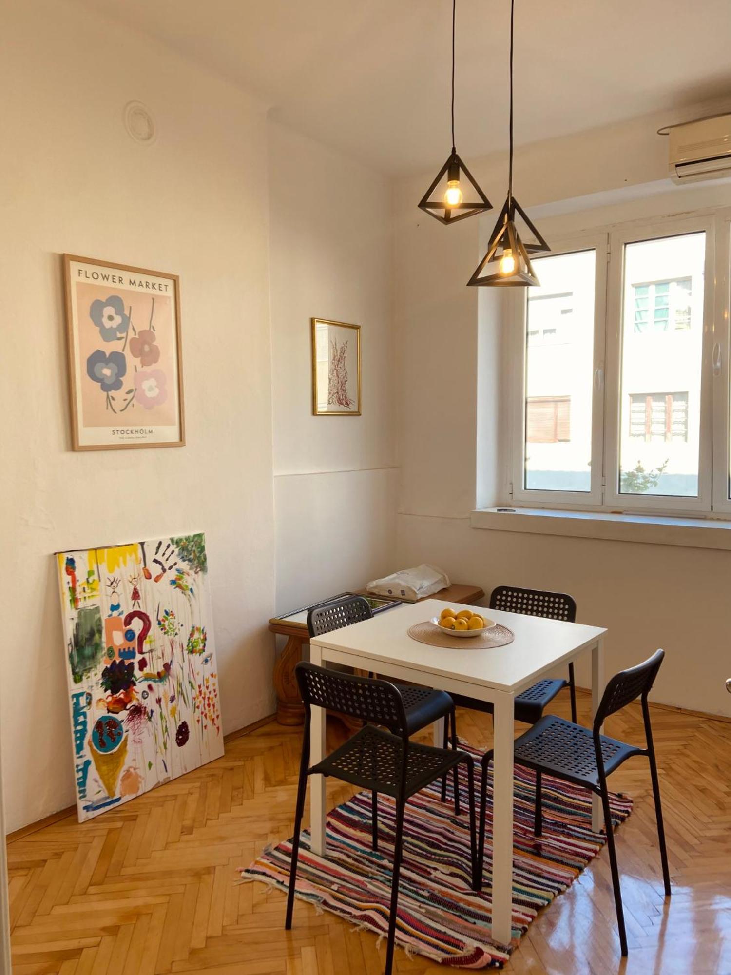 Ferienwohnung Right In The Heart Of Podgorica! Exterior foto